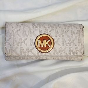 Michael Kors Leather Wallet
